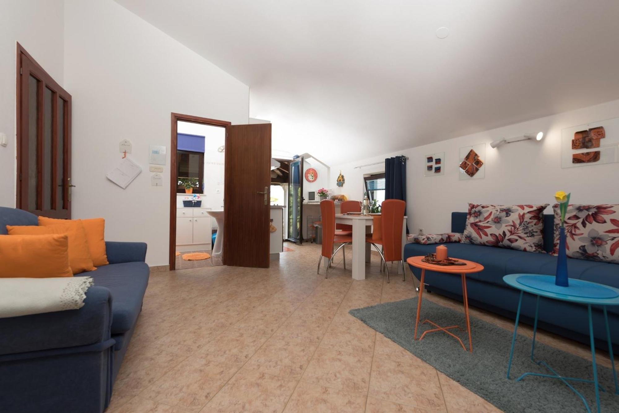 Apartments Villa Zara Lovran Bagian luar foto
